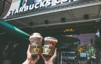 爽喝星巴克！今买1送1 周末第2杯折100元
