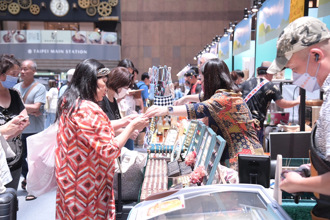 花蓮依然美好!「2024花蓮好物展」台北車站閃亮登場 徐榛蔚推薦鄉親來花蓮「頻」感覺、充飽電