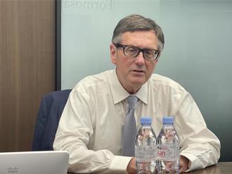 先別管AI、川普是否引爆通膨  PIMCO董事總經理Clarida看好這類商品可撿便宜