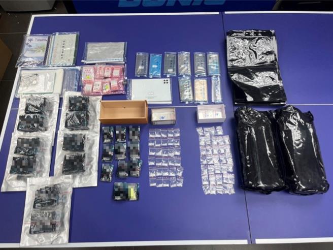 警方查获越南移工卖毒给同乡，毒害同乡。（翻摄画面）