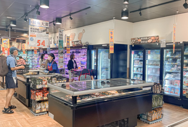 一位网友近日在全联福利中心发现一款秘鲁鲍罐头，惊呼是他看过最贵的，引发热议。（示意图／资料照，杨雅婷摄）