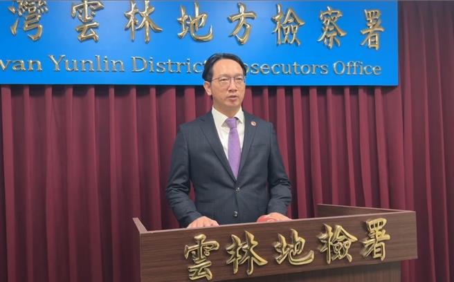云林地检署主任检察官朱启仁12日说明虎尾弒亲血案。（周丽兰摄）