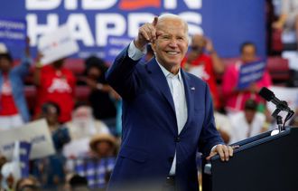 拜登口誤引外交官怨「奪走北約焦點」翻白眼義總理回應了