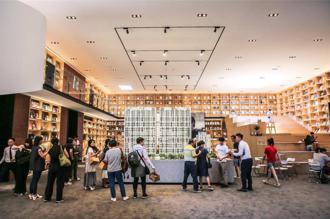 造鎮前先造市！台中海線百億大案「聯悦馨」重新開盤 賞屋人潮絡繹不絕