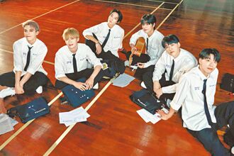 Ozone新歌練和聲 穿高中制服耍帥