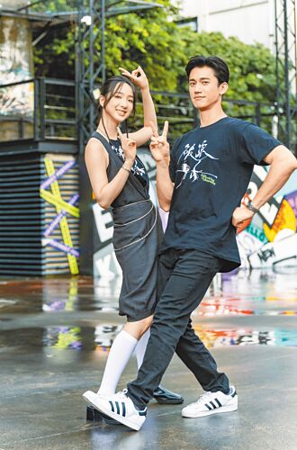 吳慷仁《破浪》全裸 不怕負評回歸初心