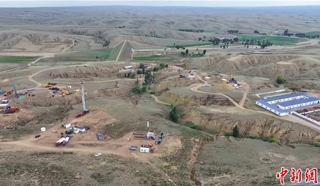 大陆规模最大天然铀产能项目「国铀一号」正式开工建设，有助提升大陆天然铀保障能力。（中新网）