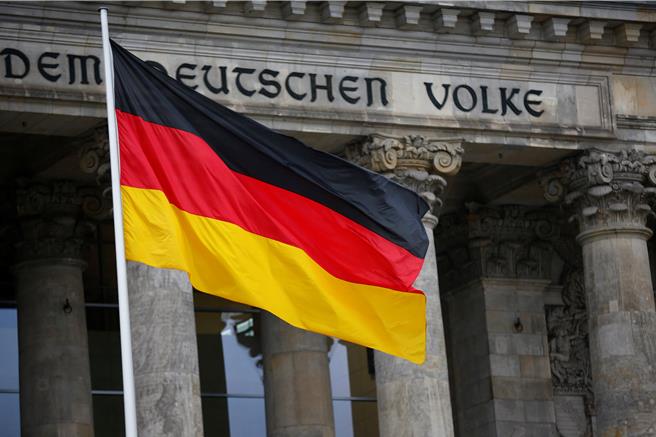 德国汽车制造商去年3分之1的销售来自中国，这些企业反对关税措施，因为他们担心引来中国方面的报復，也担心爆发贸易衝突。（路透社）