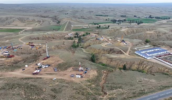 大陸規模最大天然鈾產能項目國鈾一號開工建設。（大陸國家原子能機構網站）