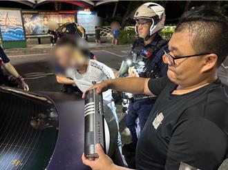 新莊自小客轉彎未打燈引注意     警攔查竟是車手還持毒