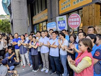 赵少康自曝「生在基隆」 举谢国梁5大施政：反恶罢霸凌