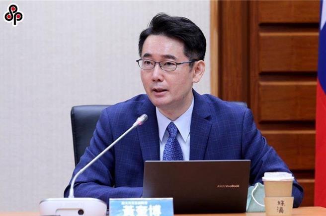 美国前总统川普在造势场合遭枪击，政大外交系教授黄奎博认为，其在枪击后的「勇者」形象，从短期效应来看，会让一些与美国来往较密切的国家，更加思考是否要分散风险的问题。（本报资料照片）