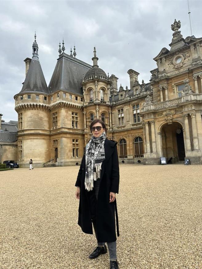 连静雯在英国也参观许多贵族庄园。（楠轩工作室提供）