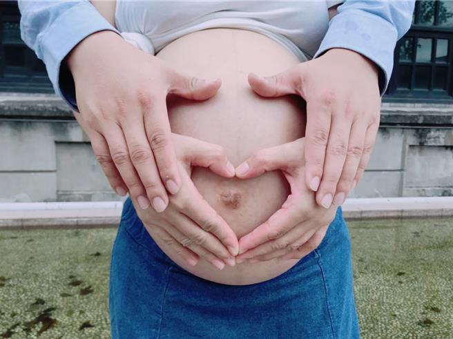 人工生殖法修法预告期满 民眾反对，不该让台湾成为亚洲的子宫。（示意图／郑郁蓁摄）