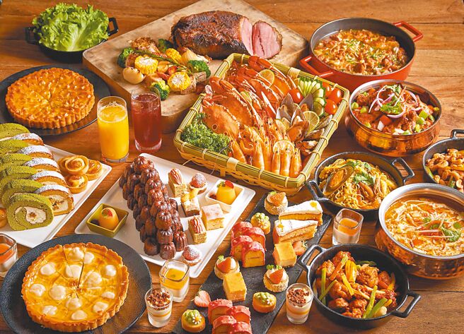 彩匯自助餐廳提供海陸鮮食及異國美饌。（美福大飯店提供）