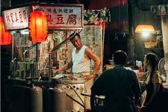 看完不敢吃！游安順賣臭豆腐　超濃郁味道竟藏令人反胃秘辛