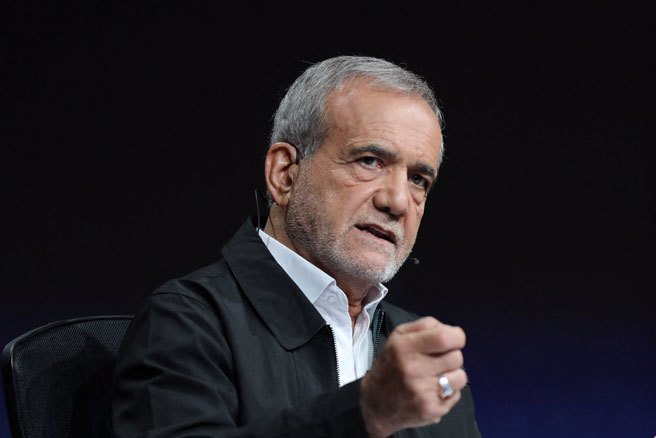 伊朗當選總統裴澤斯基安（Masoud Pezeshkian）日前表示，他期待改善伊朗與歐洲的關係。（路透社）