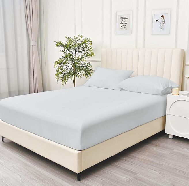 老虎城推奧斯汀寢飾的「雪花冰紗急凍床包」，標榜是會呼吸的床包。（老虎城提供）