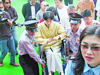 施明德長女施雪蕙過世 陳水扁曾捐200萬助換肺：很難過現在才知道