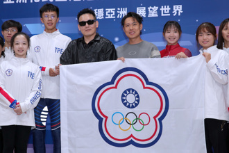 健志太操惊传挂病号　玖壹壹出钱出力为滑冰选手加油