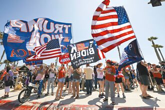 副总统热门人选范斯 挨批不够格