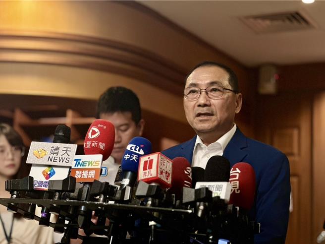 對於台中市長盧秀燕將赴美訪問，新北市長侯友宜給予祝福。（賀培晏攝）