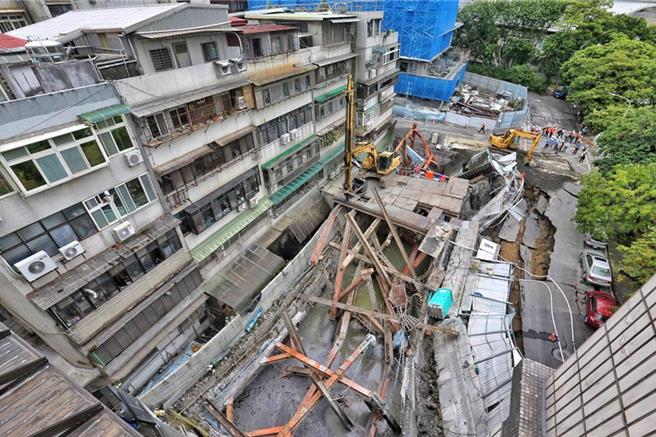 基泰大直施工酿邻损。（本报资料照片）