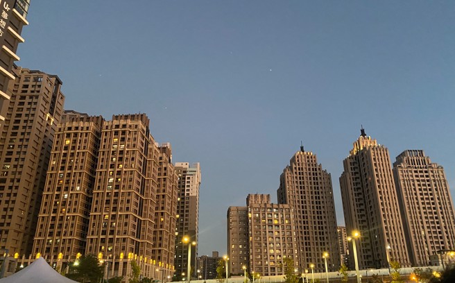 新竹市东区的关新里与龙山里常名列全国最富里冠亚军。（陈育贤摄）