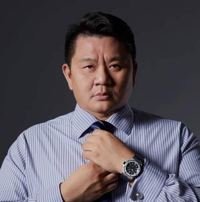 黄子佼新任律师萧棋云。（图／萧棋云提供）