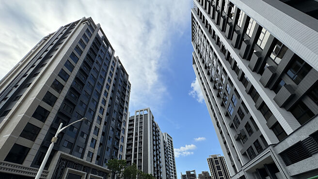 受惠新案密集完工交屋，上半年不少營建股都繳出亮眼成績，包括名軒、華建、愛山林等，前六月營收都創同期新高。圖／本報資料照片