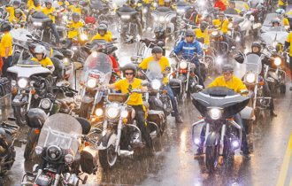 重機團體9／8再集結！開車上國道服務區爭取路權