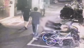 北市街头挥刀！「尿尿男」遭制止竟抓狂 怒砍正义哥惨了