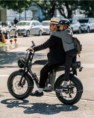 新竹巨城打造父親節、情人節禮物首選 輕奢珠寶盡顯愛意