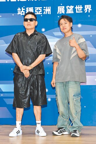 玖壹壹出錢出力挺滑冰好手