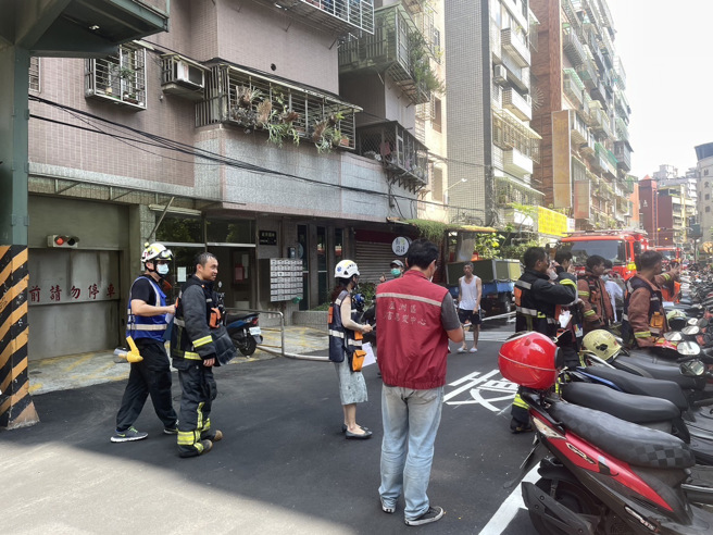 芦洲区永乐街31巷一处民宅17日上午发生火警。( 警方提供 )