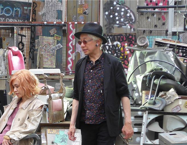 日本導演手塚真將來台分享拍片心得。（手塚真提供）