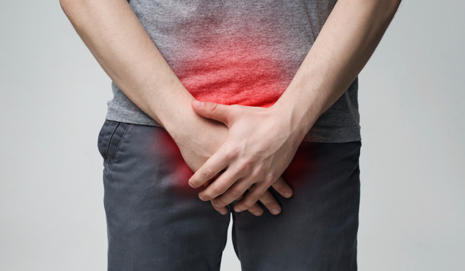 夏天若穿紧身裤，胯下容易闷热潮溼，引发搔痒等不适。（示意图，Shutterstock／达志）