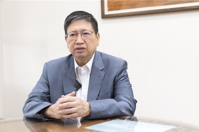 新竹地检署以贪污治罪条例等罪嫌起诉县长杨文科，杨文科对检方侦查结果深感不解。（罗浚滨摄）