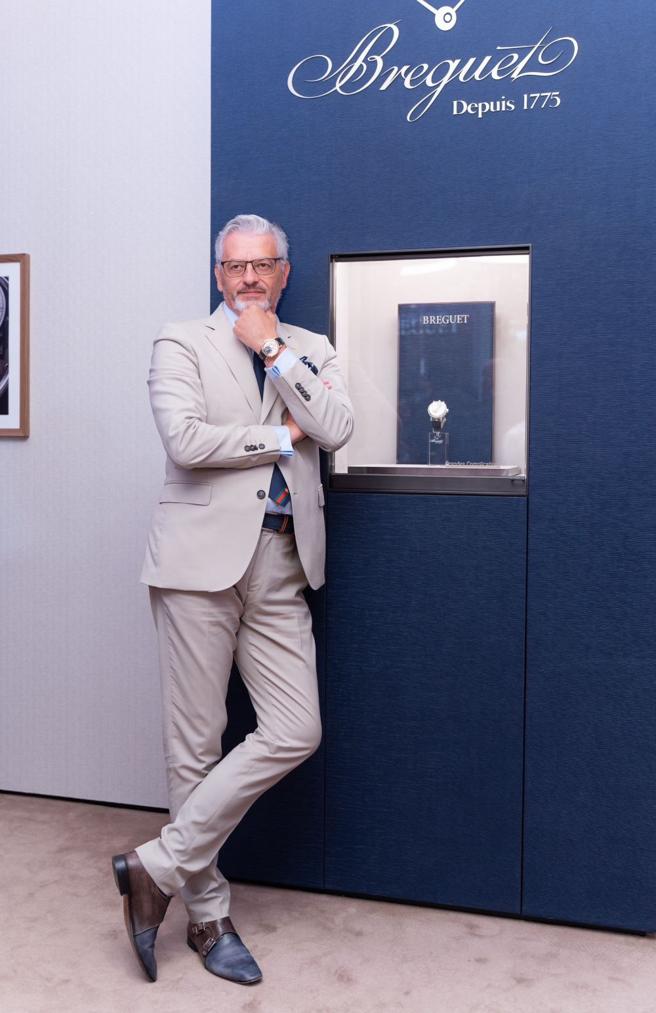 寶璣執行長Lionel a Marca專程來台為台北101專賣店剪綵，分享寶璣最引為以傲的陀飛輪表。（吳松翰攝）