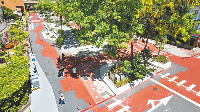 台北市新工处在东区商圈核心打造「瑠公绿廊」。（台北市新工处提供／黄敬文台北传真）