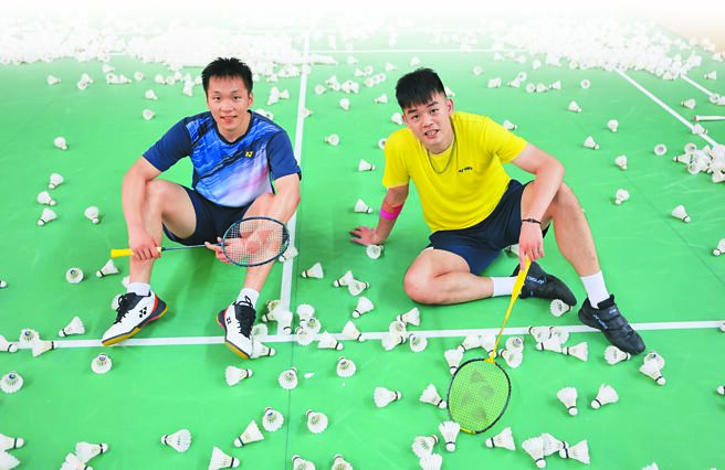 因國際羽聯的積分計算出包，讓李洋（左）、王齊麟在巴黎奧運羽球男雙小組賽得多打1場。（國訓中心提供）