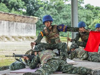 三軍九校院聯合入伍 25公尺「歸零射擊」奠基戰技