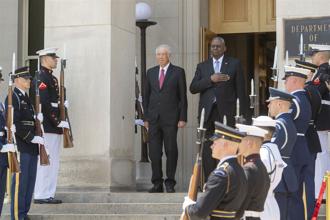 美星防長會晤 聚焦軍用AI合作