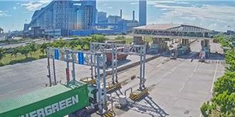 高雄沿海路塞车改善有望 货柜车专用道预计明年3月完工