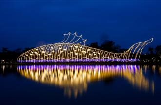 全聯攜宜蘭傳藝園區打造限定藍眼淚 星光票促動夜經濟