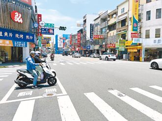 台南 機車兩段式左轉 8月底前全面取消