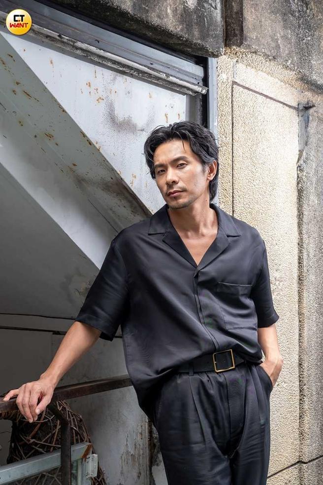 与老婆同居后，姚淳耀渐渐改掉生活中的坏习惯。（图／焦正德摄）