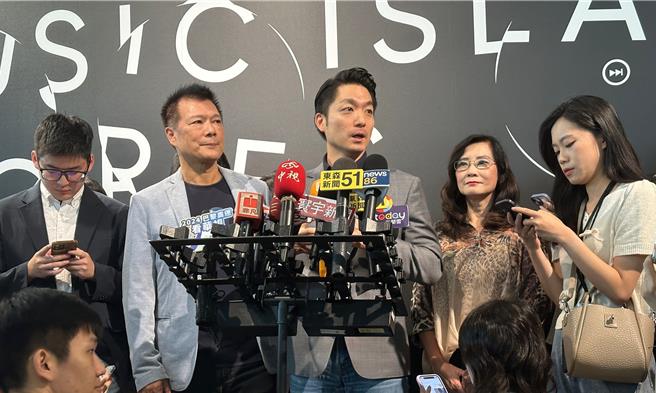 台北市長蔣萬安18日參與潮台北活動宣傳記者會，並於會前接受媒體訪問。（丁上程攝）