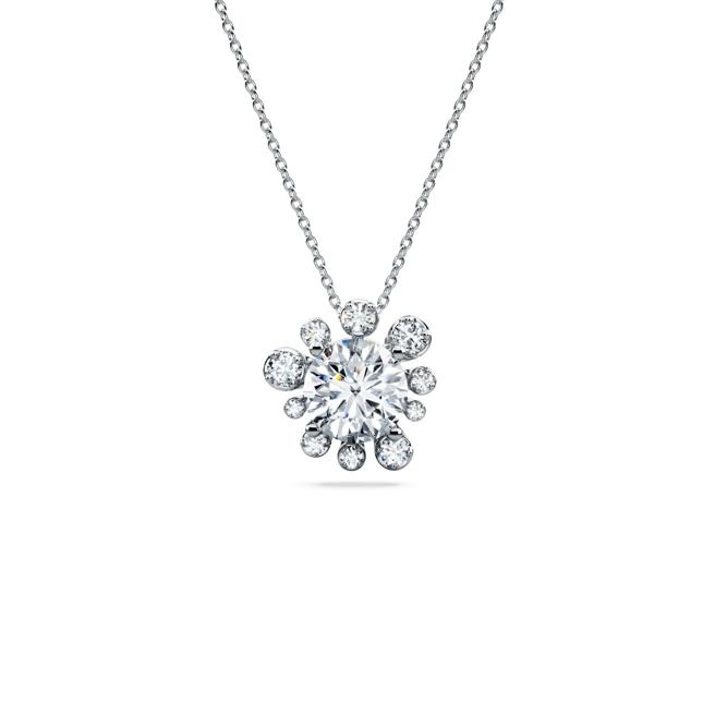 Swarovski Created Diamonds钻石项炼，主石2克拉，13万5000元。（Swarovski提供）