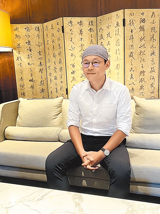 微电能源董事长王愍迪带头开发海外市场，越南为第一站。图／郑淑芳